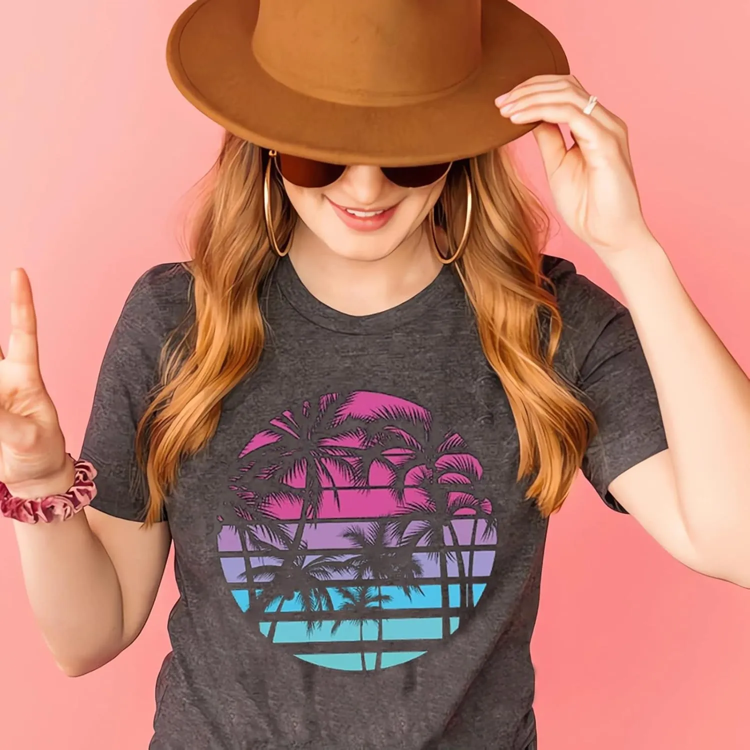 Hawaiian Shirts for Women Palm Trees Graphic Tees Summer Beach Vacation Tops Short Sleeve Casual Tshirt