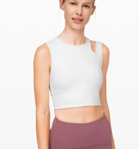 Lululemon Mastered Motion Cropped Tank
