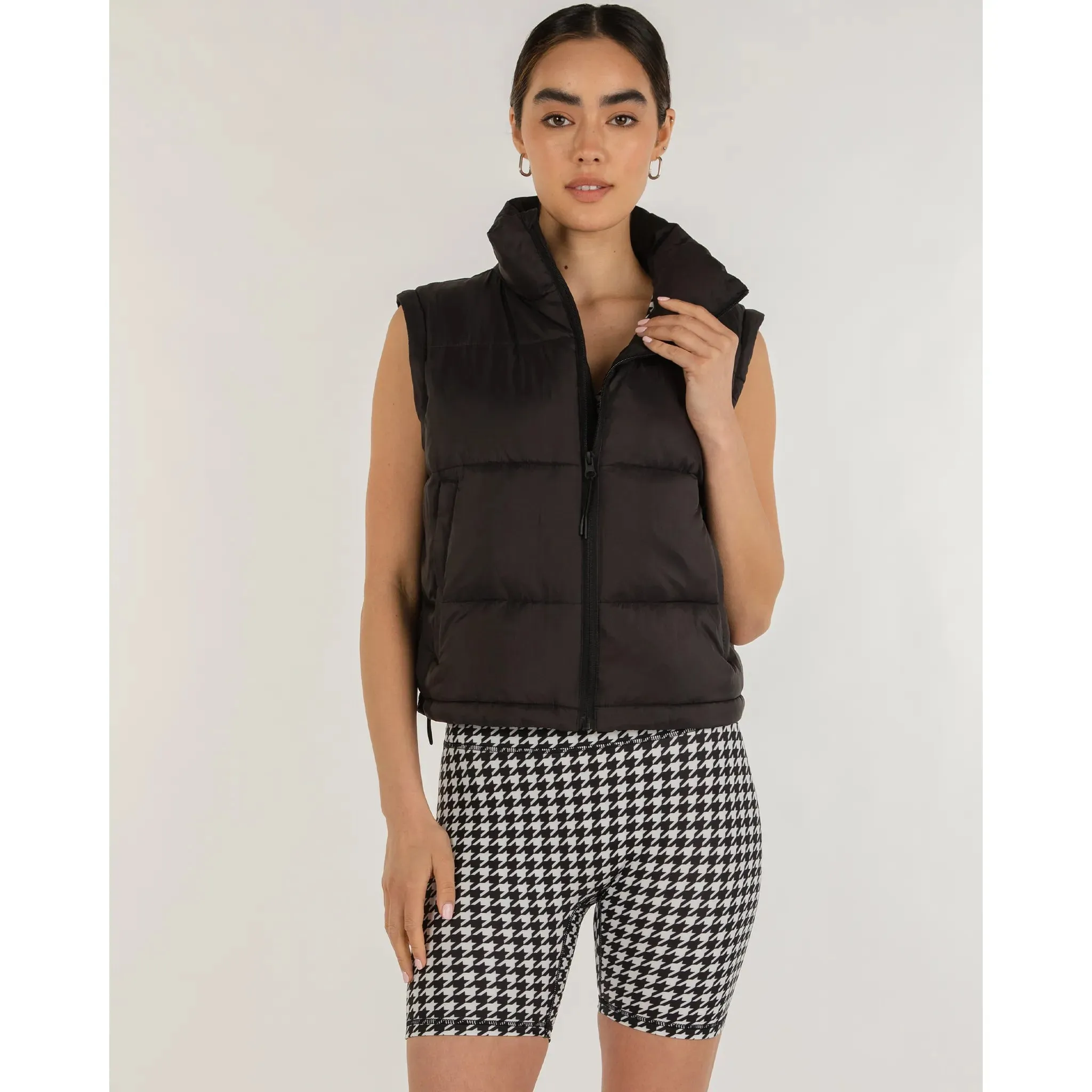 On the Go Puffer Convertible Jacket Vest